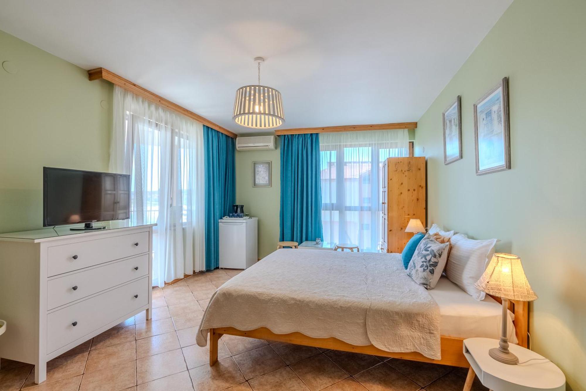 Kalina Guest Rooms โซโซโปล ภายนอก รูปภาพ