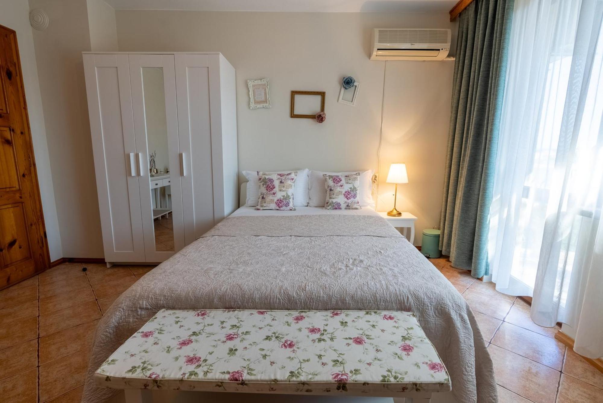 Kalina Guest Rooms โซโซโปล ภายนอก รูปภาพ